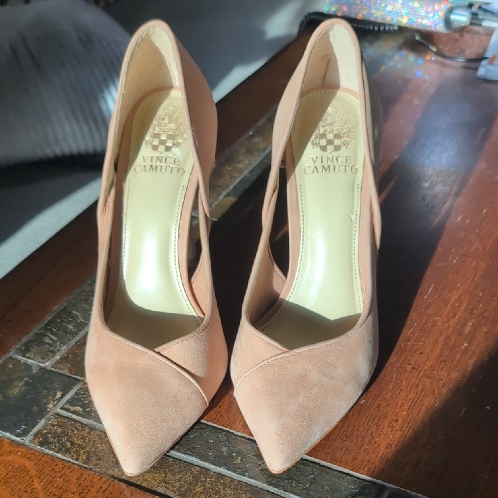 Vince Camuto Women's Nude Heels